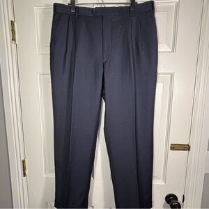 NWT Kirkland, size 38x30, men’s 100% Wool, Made in Italy black dress pants